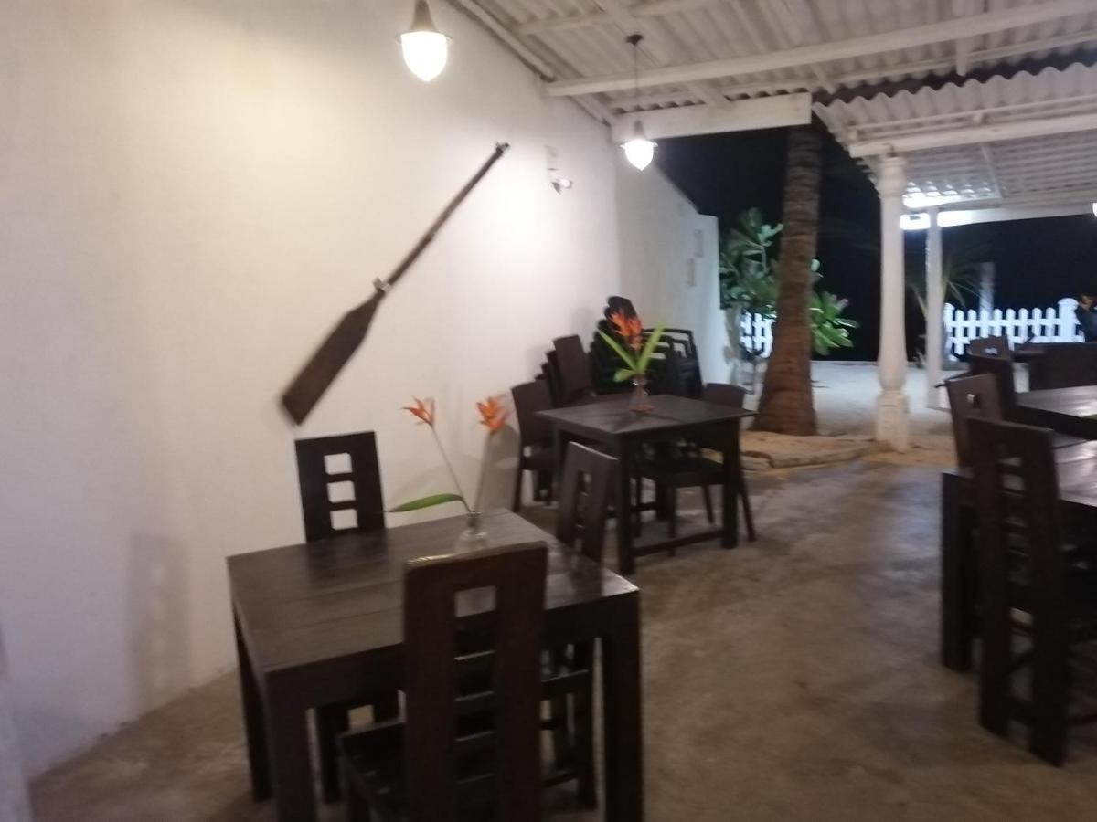 Happy Beach Villa Resort Unawatuna Εξωτερικό φωτογραφία