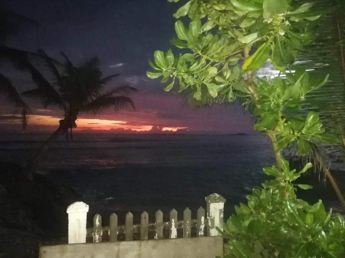 Happy Beach Villa Resort Unawatuna Εξωτερικό φωτογραφία